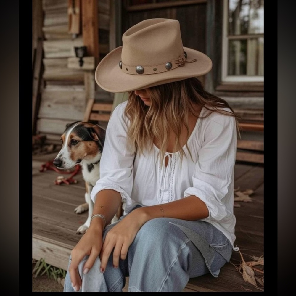 Free people Minnetonka conch leather hat cowboy tan cowgirl western hat cowgirl